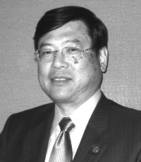 森信静治 委員長