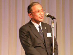 今川新幹事長の力強い挨拶