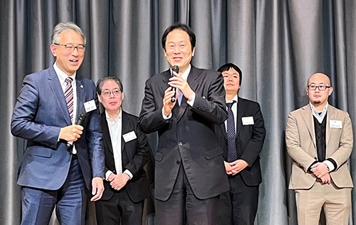 次年度執行部の皆様（左から、嶋津裕介会員、丹羽一裕会員、川上確会員、城之内太志会員、葉方心平会員）